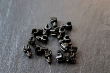 Úchytka bowdenu TWN Anchor Cable Guide (Black)
